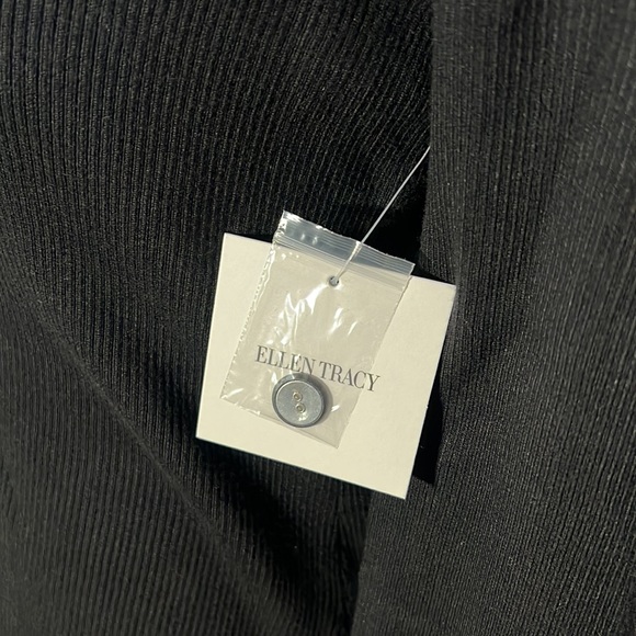 ELLEN TRACY Front button Knit Dress - Picture 8 of 8